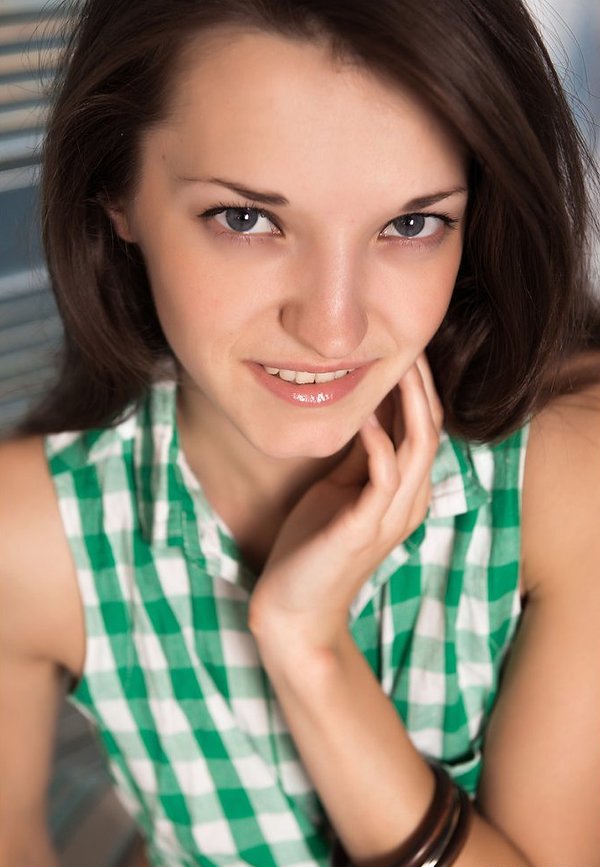 Диана, 25